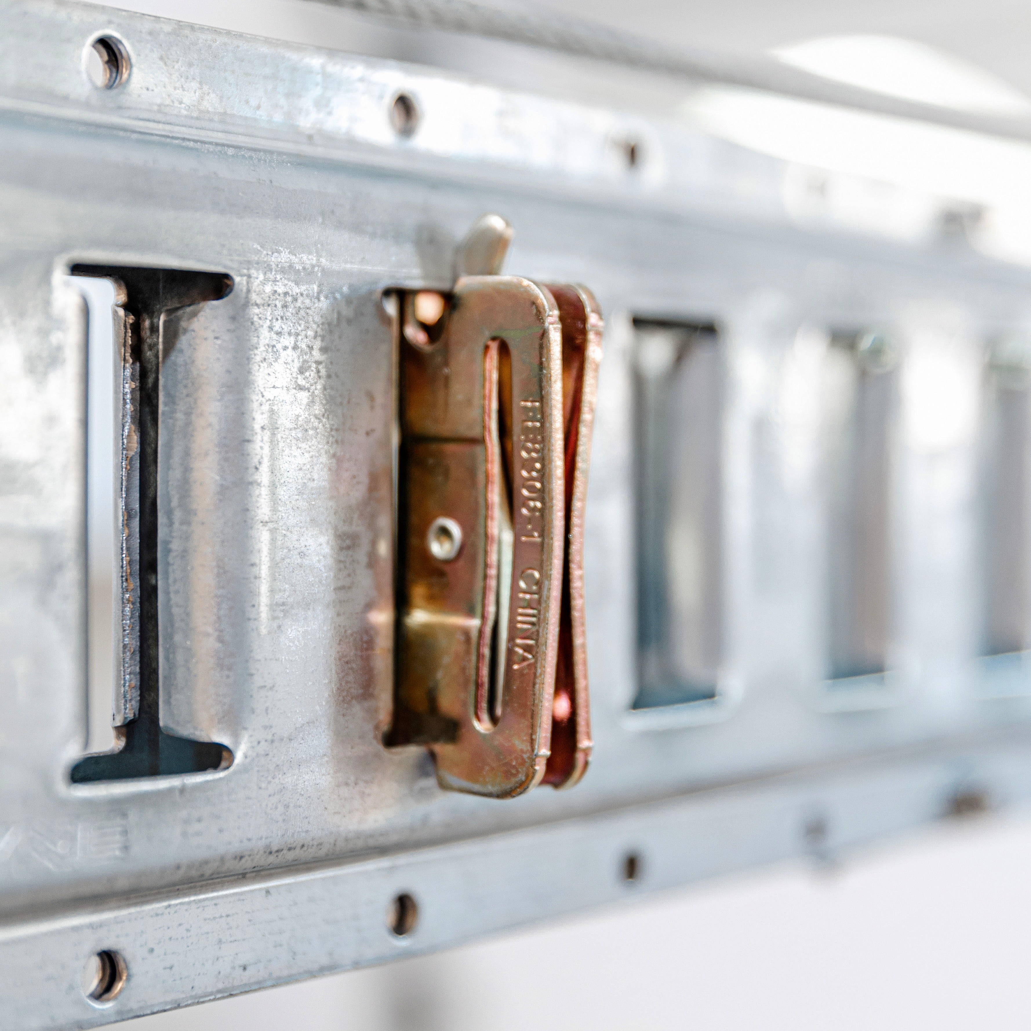 Snap-In Webbing Anchor | Webbing Guide | Auxx-Lift – Auxx-Lift Store