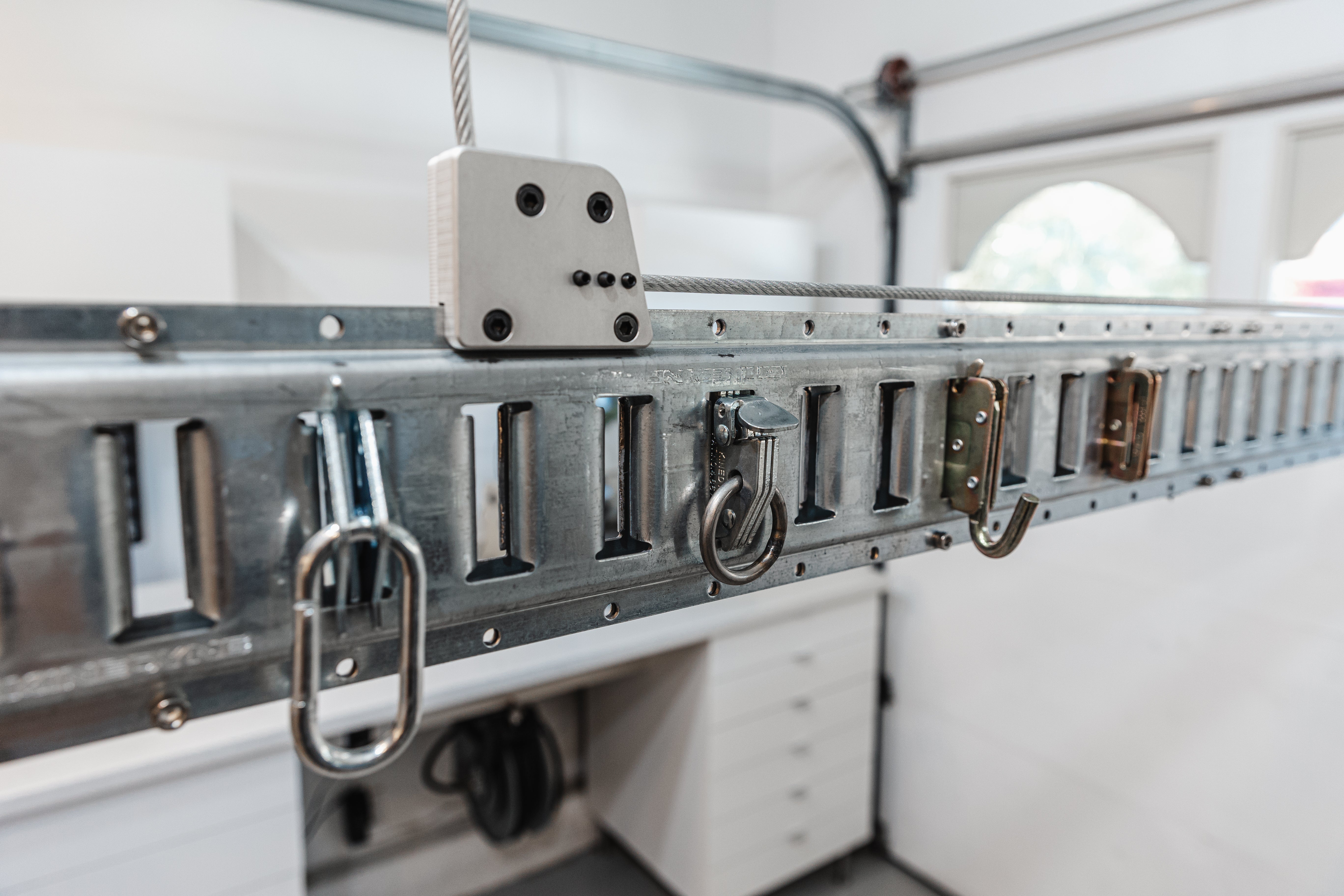 Lift for Garage - Bike, Kayak, Jeep-Top, Canoe, and More – Auxx